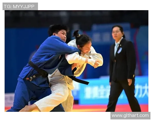 柔道精神与技巧的完美融合：从基础入门到竞技巅峰的全方位探索