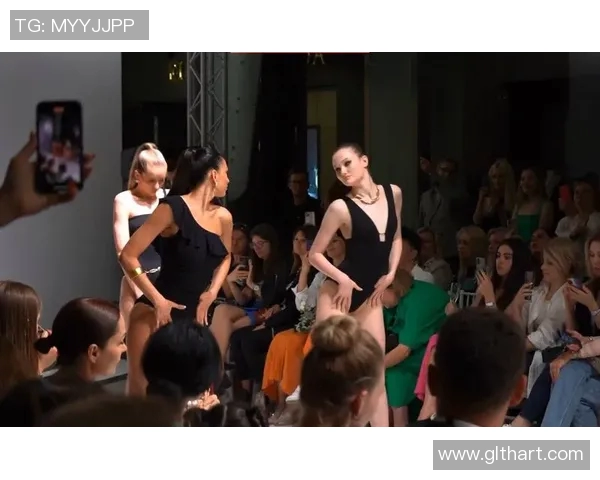 比基尼文化的演变与全球时尚潮流的深度融合探索