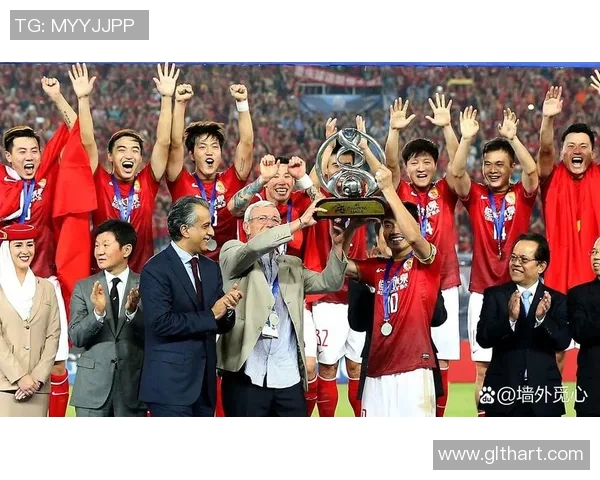 恒大与富力对决的精彩赛事名称及其背后的故事解析